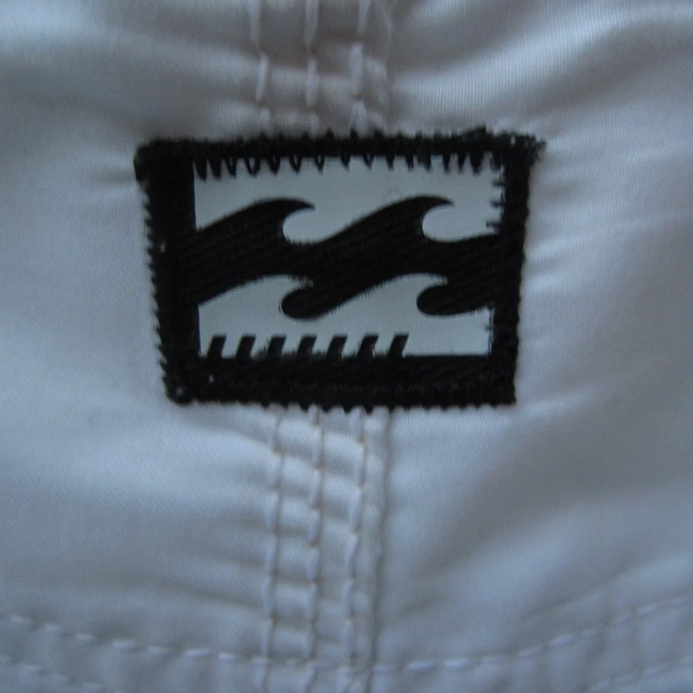 Billabong Board Short Mens 38 White Blue Fishing Lure Print Beach